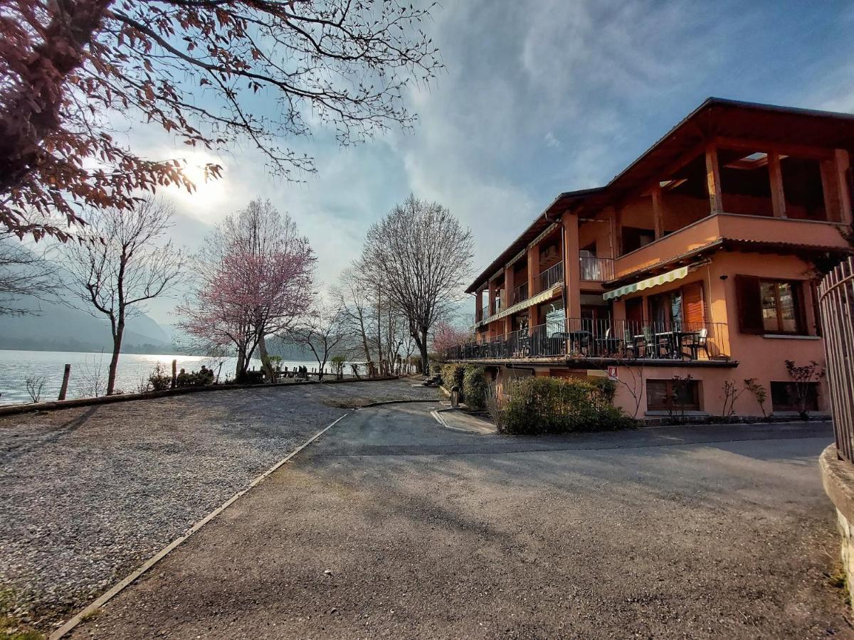 Villaggio Turistico Il Lago Dorato Carlazzo Экстерьер фото