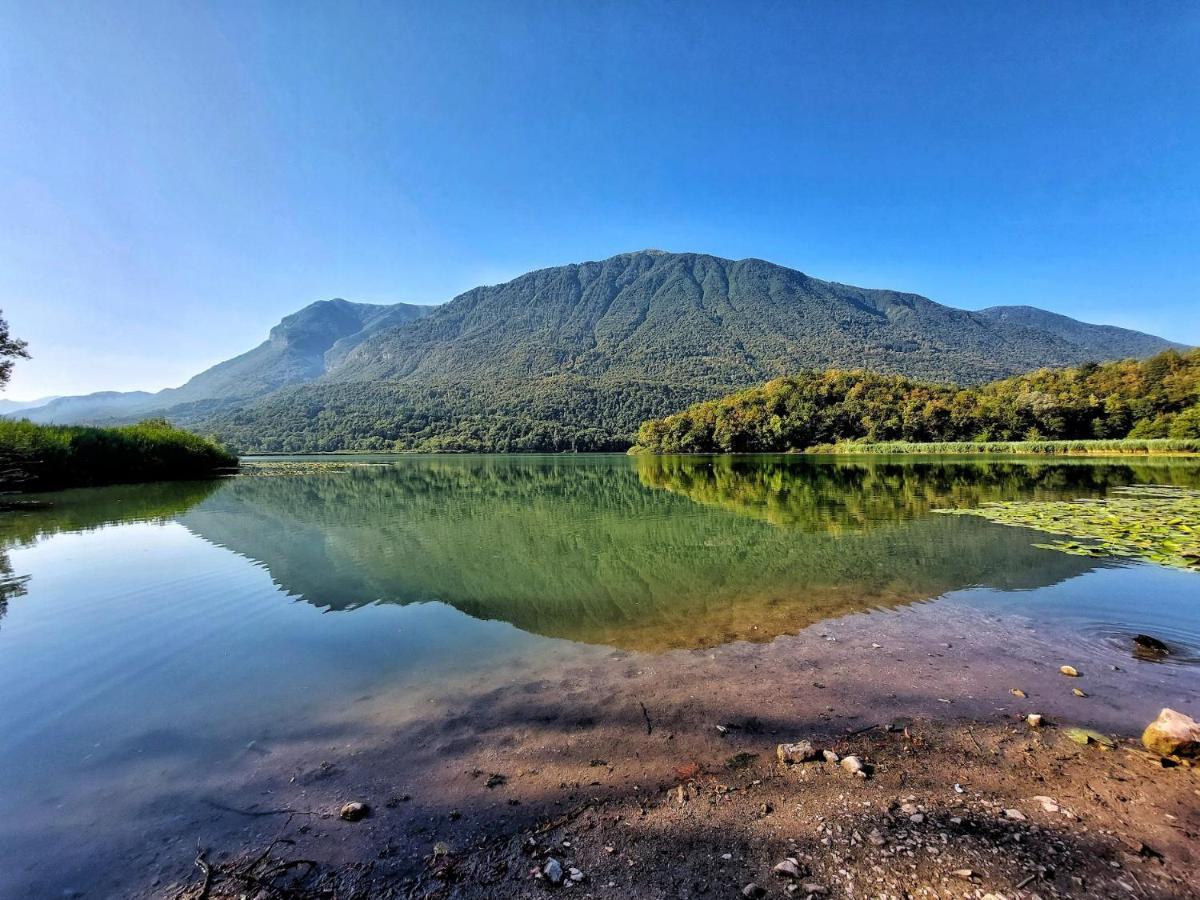 Villaggio Turistico Il Lago Dorato Carlazzo Экстерьер фото
